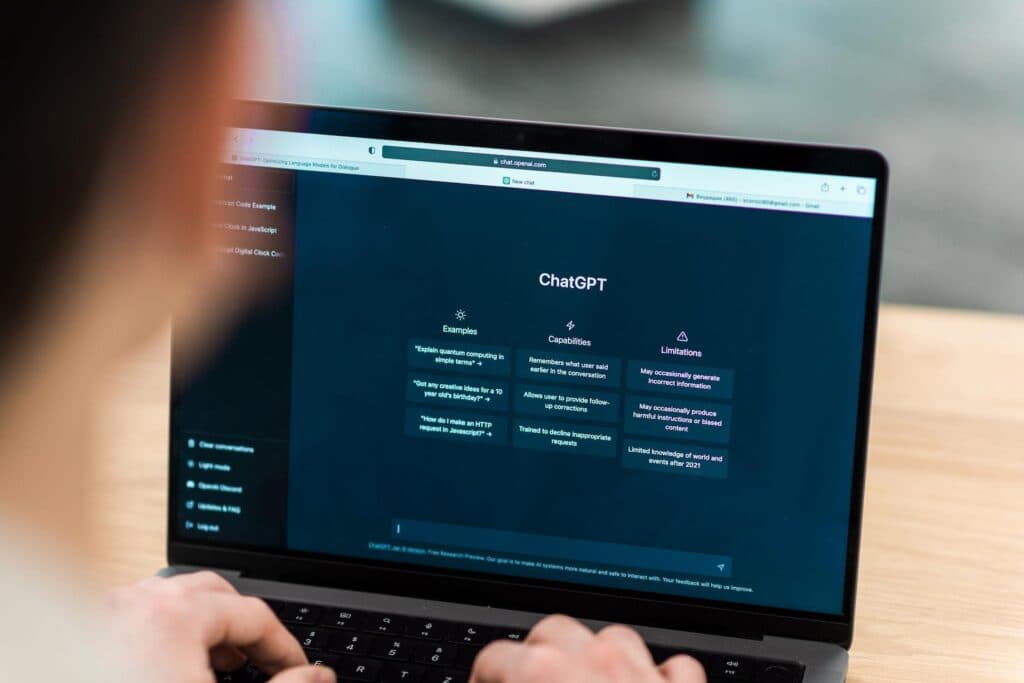 Tráfego via inteligência artificial deve ultrapassar buscas tradicionais até 2028, aponta estudo da Semrush